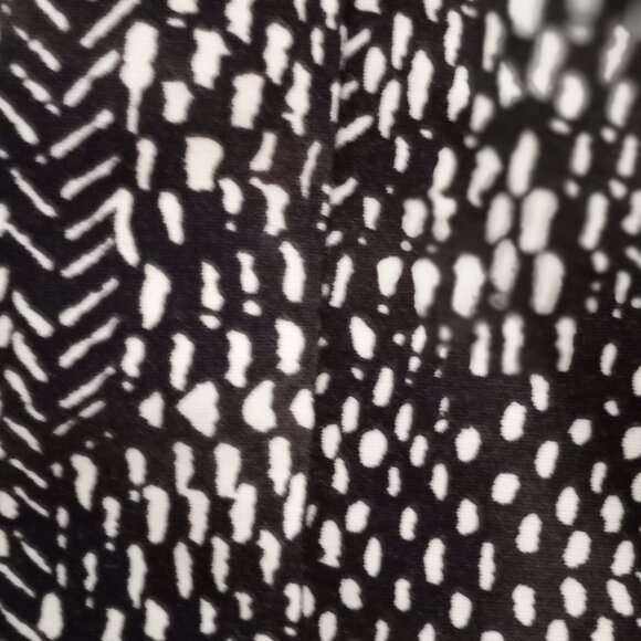 'Rafaella Petite' Pencil Skirt with pockets Size 10P Black/Cream NWOT - Picture 10 of 15